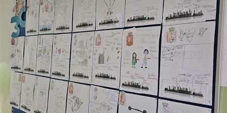 Powiększ grafikę: wirtualne-podrozniczki-i-podroznicy-z-3c-655044.jpg