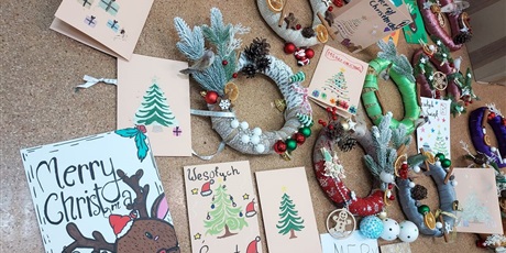 Wspólnie tworzymy dobro - warsztaty świąteczne Szkolnego Koła Wolontariatu